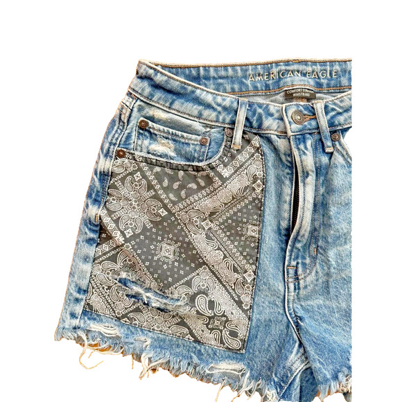 American Eagle Rise 90s Boyfriend Denim Cutoff Shorts Distressed 6 A000602 - Picture 8 of 10